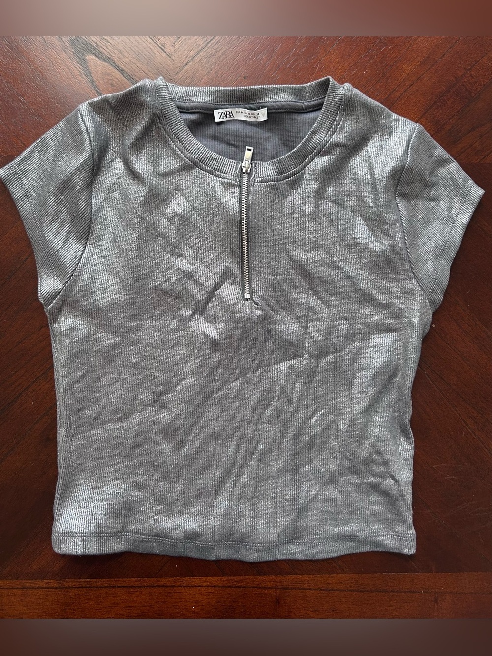 Zara Silver Shimmer Zip-Up Crop Top size M